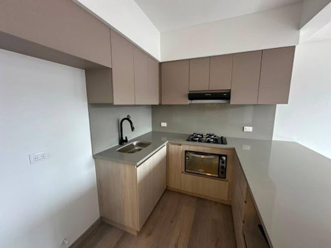 Apartamento de 2 alcobas en arriendo en Colombia, Medellín, 55 m² · foto 5 de 14