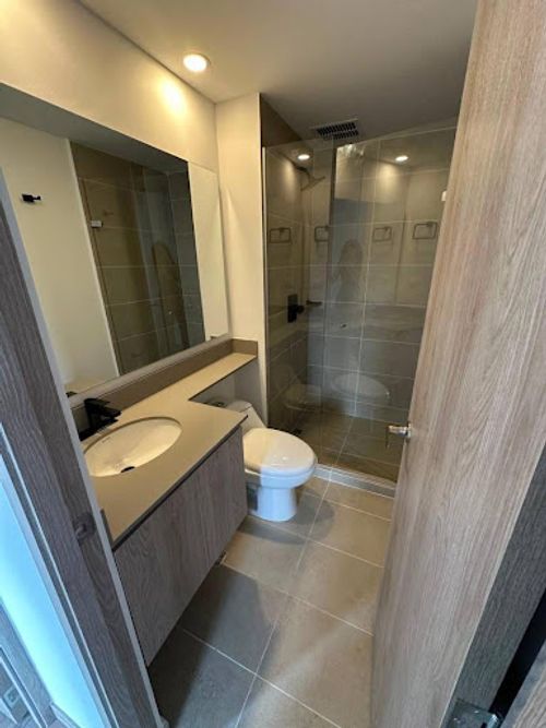 Apartamento de 2 alcobas en arriendo en Colombia, Medellín, 55 m² · foto 12 de 14
