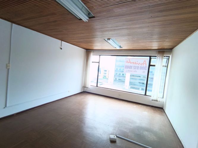 Oficina en arriendo en El Centro, Manizales, 20 m² · foto 2 de 12