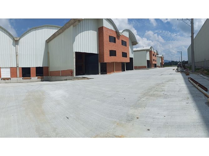 Bodega en arriendo en Tibito, Tocancipá, 1921 m² · foto 12 de 24