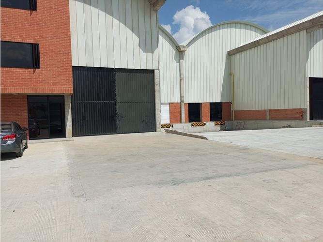 Bodega en arriendo en Tibito, Tocancipá, 1921 m² · foto 13 de 24