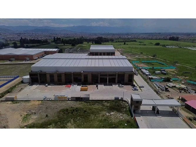 Bodega en venta en Siberia, Cota, 1521 m² · foto 3 de 24