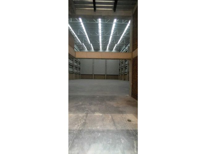 Bodega en venta en Siberia, Cota, 1521 m² · foto 19 de 24