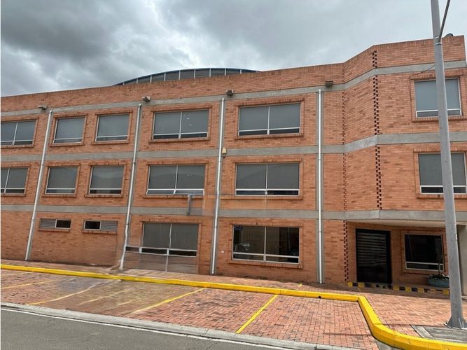 Bodega en arriendo en Canavita, Cota, 1750 m² · foto 2 de 23