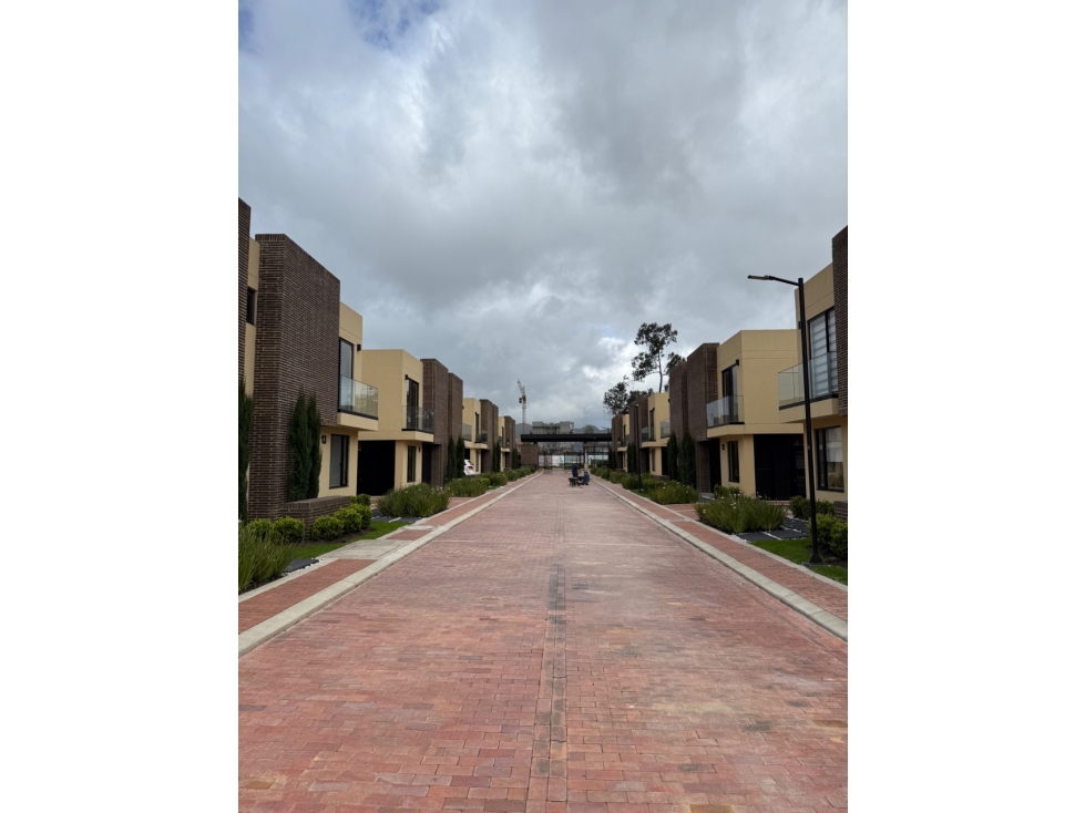 Casa en venta en Chuntame, Cajicá · foto 2 de 24