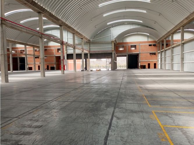 Bodega en arriendo en Chapinero, Tocancipá, 1927 m² · foto 10 de 23