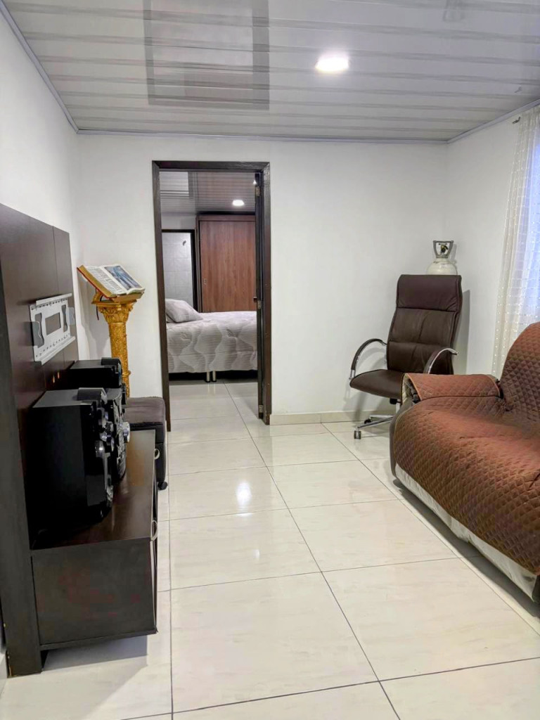 Casa en venta en Restrepo, Bogotá · foto 3 de 14