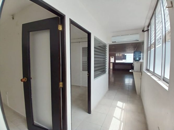 Local en venta en Primero De Febrero, Pereira, 147 m² · foto 2 de 16