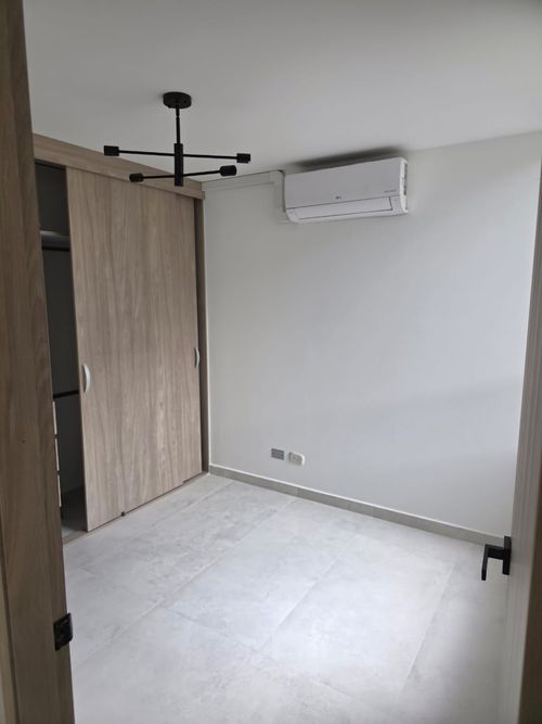 Apartamento de 3 alcobas en venta en Industrial, Cali, 60 m² · foto 7 de 14