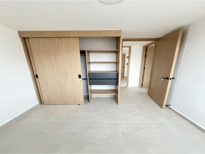 Apartamento de 3 alcobas en venta en Manchester, Bello, 68 m² · foto 10 de 21