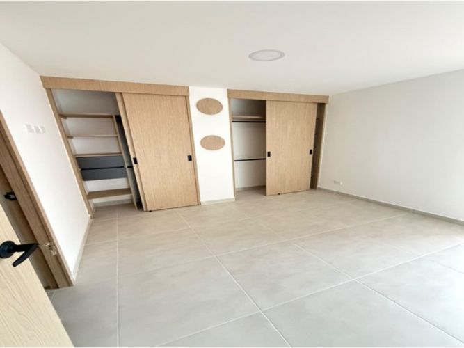 Apartamento de 3 alcobas en venta en Manchester, Bello, 68 m² · foto 12 de 21