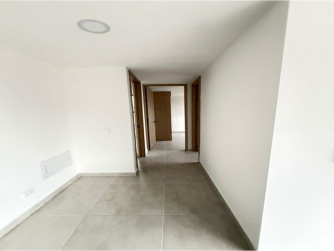 Apartamento de 3 alcobas en venta en Manchester, Bello, 68 m² · foto 13 de 21