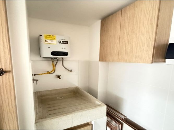 Apartamento de 3 alcobas en venta en Manchester, Bello, 68 m² · foto 17 de 21