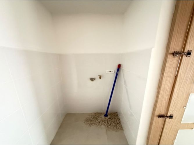 Apartamento de 3 alcobas en venta en Manchester, Bello, 68 m² · foto 21 de 21