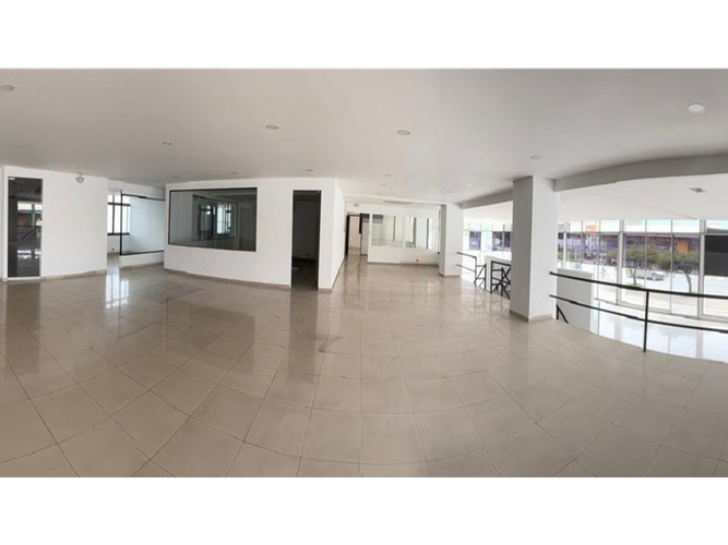 Bodega en arriendo en Las Delicias, Cali, 4692 m² · foto 6 de 14