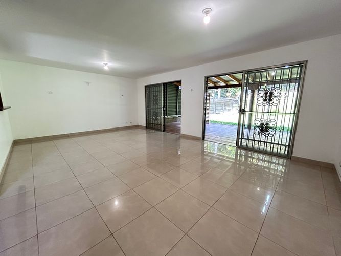 Apartamento de 4 alcobas en arriendo en Zona Centro, Envigado, 250 m² · foto 2 de 24