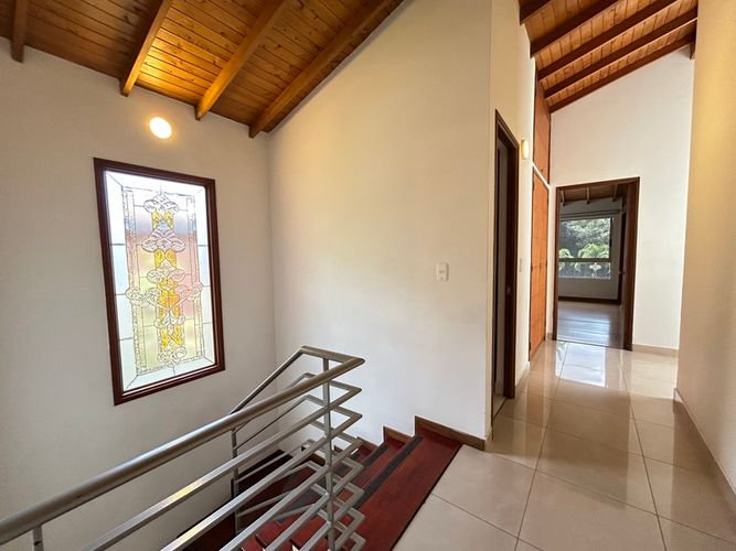 Apartamento de 4 alcobas en arriendo en Zona Centro, Envigado, 250 m² · foto 13 de 24