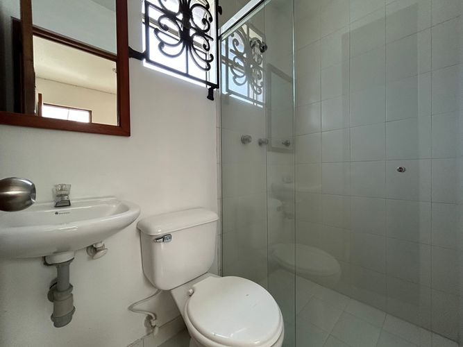 Apartamento de 4 alcobas en arriendo en Zona Centro, Envigado, 250 m² · foto 15 de 24