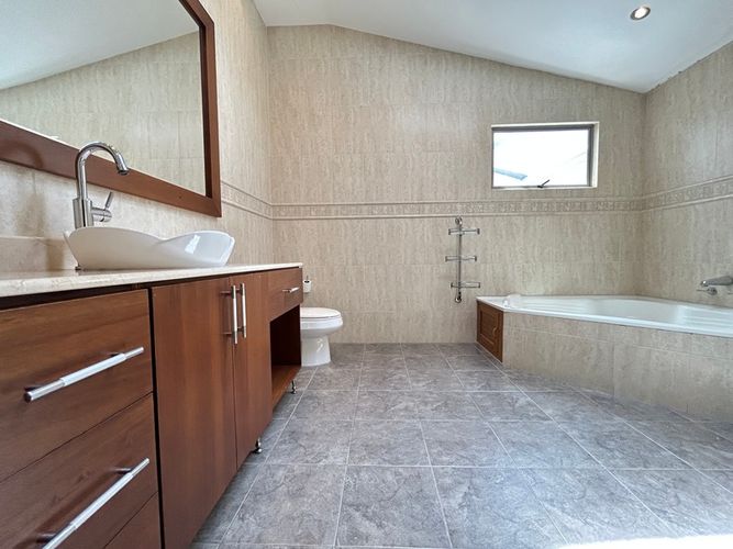 Apartamento de 4 alcobas en arriendo en Zona Centro, Envigado, 250 m² · foto 17 de 24
