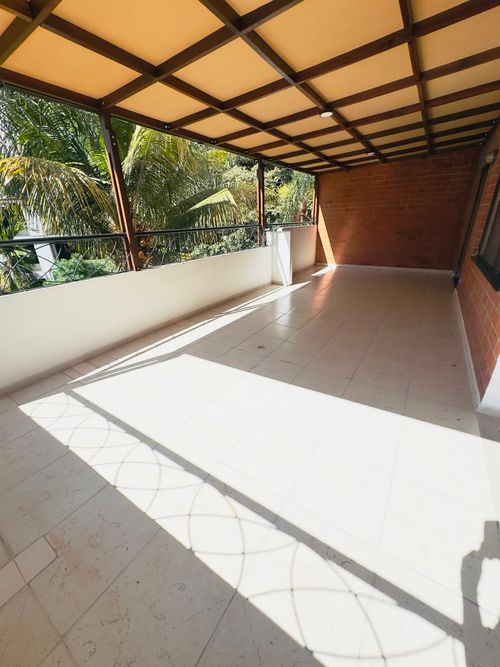 Apartamento de 3 alcobas en venta en Santa Teresita, Cali, 200 m² · foto 8 de 16