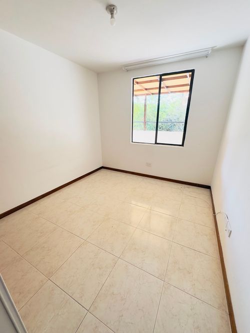 Apartamento de 3 alcobas en venta en Santa Teresita, Cali, 200 m² · foto 10 de 16