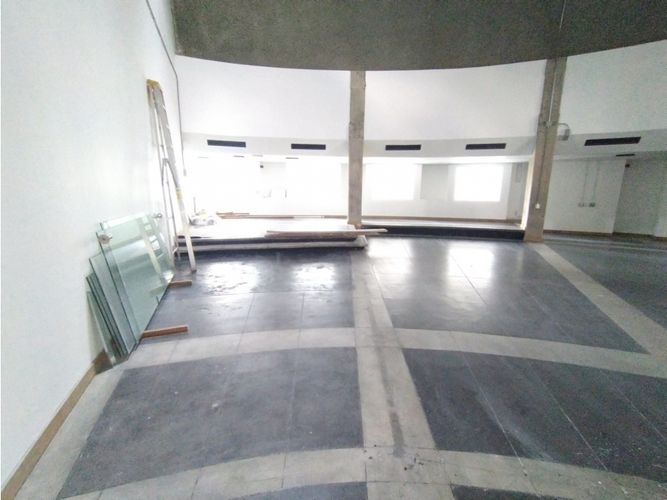 Local en arriendo en Milla De Oro, Medellín, 570 m² · foto 5 de 17