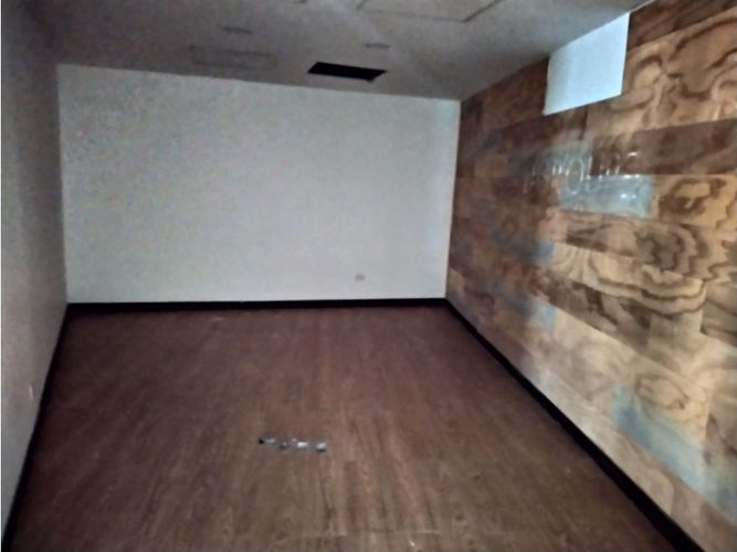 Local en arriendo en Milla De Oro, Medellín, 570 m² · foto 8 de 17