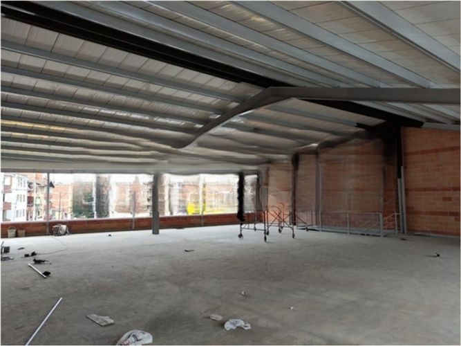 Bodega en arriendo en Laureles, Medellín, 320 m² · foto 4 de 11