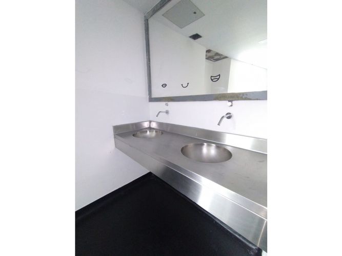 Local en arriendo en Milla De Oro, Medellín, 570 m² · foto 14 de 17