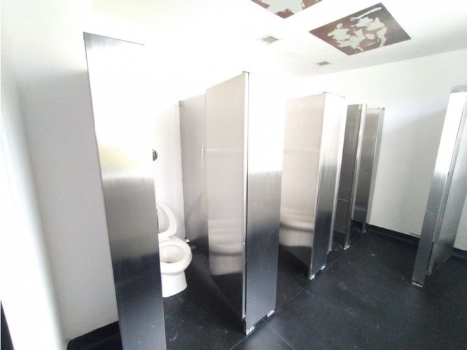 Local en arriendo en Milla De Oro, Medellín, 570 m² · foto 15 de 17