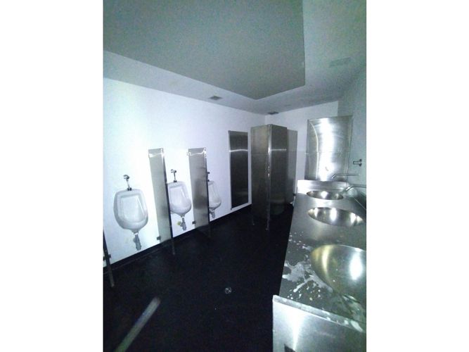 Local en arriendo en Milla De Oro, Medellín, 570 m² · foto 17 de 17