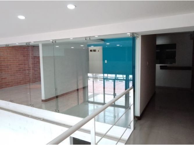 Local en arriendo en Santa Fe, Medellín, 266 m² · foto 2 de 10