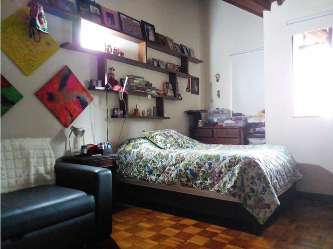 Casa de 4 alcobas en venta en San Lucas, Medellín, 500 m² · foto 13 de 15