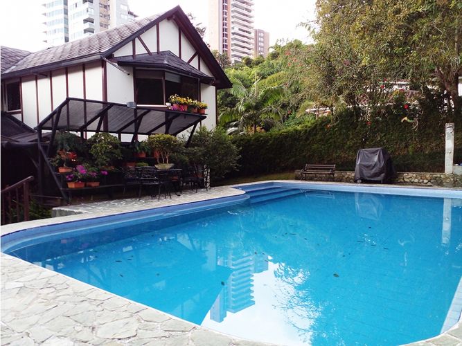Casa de 4 alcobas en venta en San Lucas, Medellín, 500 m² · foto 14 de 15