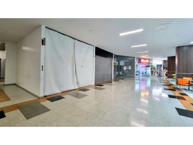 Local en arriendo en La Independencia, Itagüí, 22 m² · foto 3 de 6