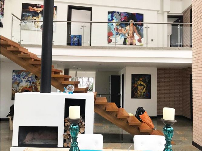 Casa de 5 alcobas en venta en Cumbres, Envigado, 380 m² · foto 7 de 17