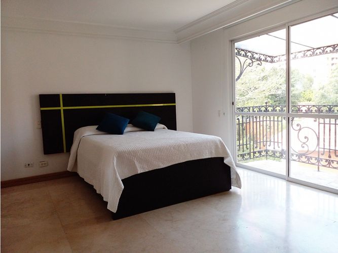 Casa de 4 alcobas en arriendo en Urbanizacion Arcoiris, Medellín, 850 m² · foto 12 de 20