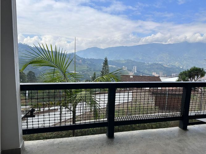 Finca en venta en Las Lomitas, Medellín, 287 m² · foto 4 de 19