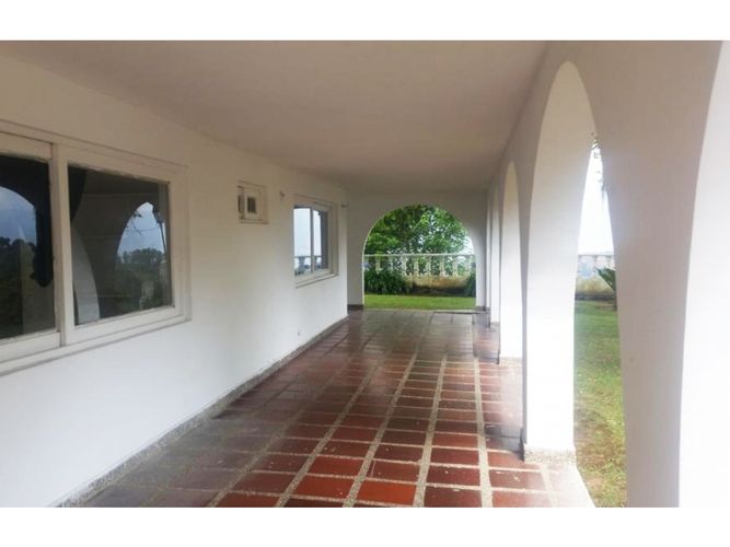Casa de 19 alcobas en arriendo en Belen Alameda, Medellín, 1500 m² · foto 7 de 9