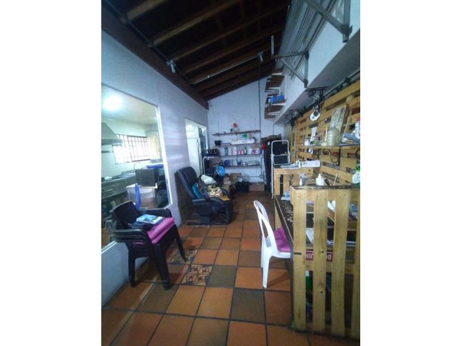 Local en arriendo en Asdesillas, Sabaneta, 147 m² · foto 7 de 10