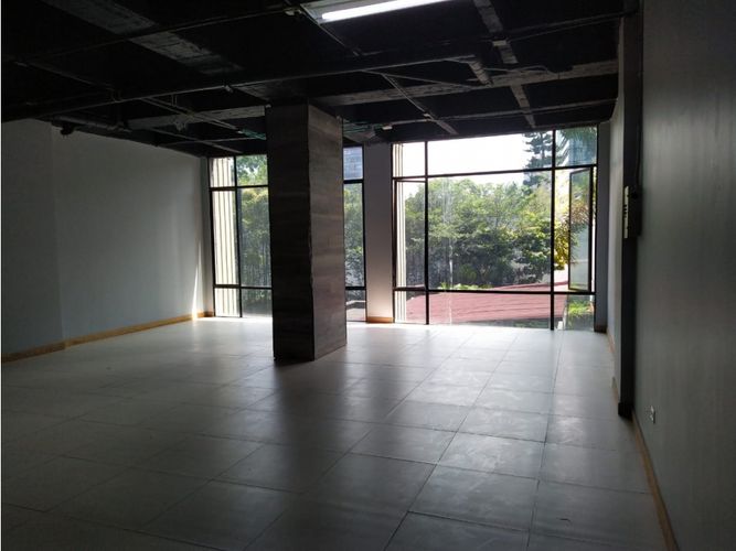 Local en arriendo en Oviedo, Medellín, 79 m² · foto 7 de 9