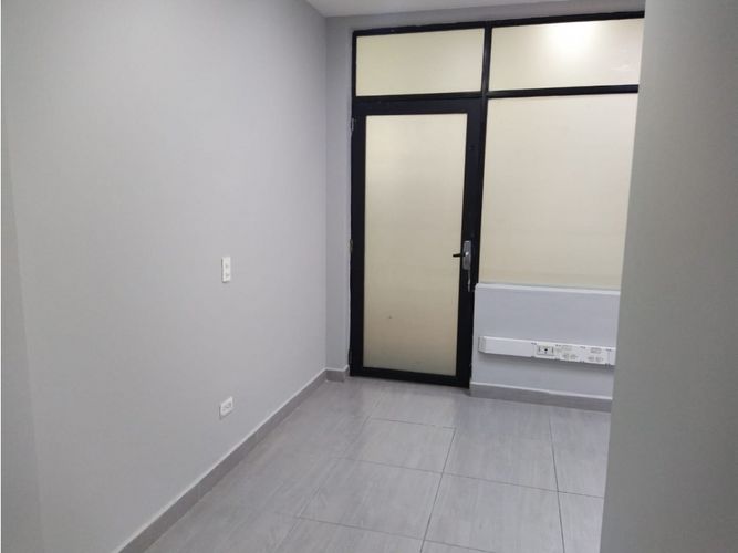 Local en arriendo en Oviedo, Medellín, 184 m² · foto 8 de 24
