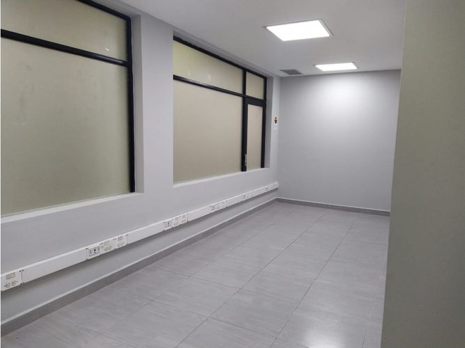 Local en arriendo en Oviedo, Medellín, 184 m² · foto 10 de 24