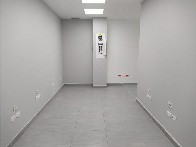 Local en arriendo en Oviedo, Medellín, 184 m² · foto 11 de 24