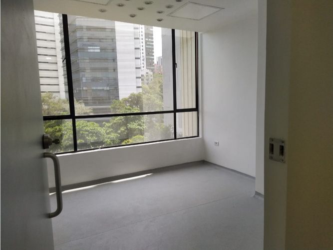 Local en arriendo en Oviedo, Medellín, 184 m² · foto 15 de 24