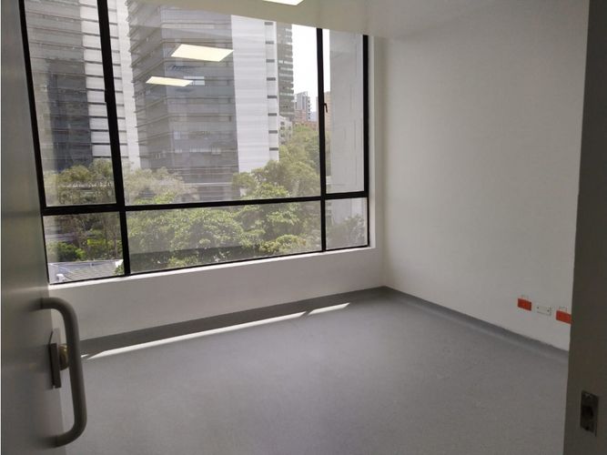 Local en arriendo en Oviedo, Medellín, 184 m² · foto 24 de 24