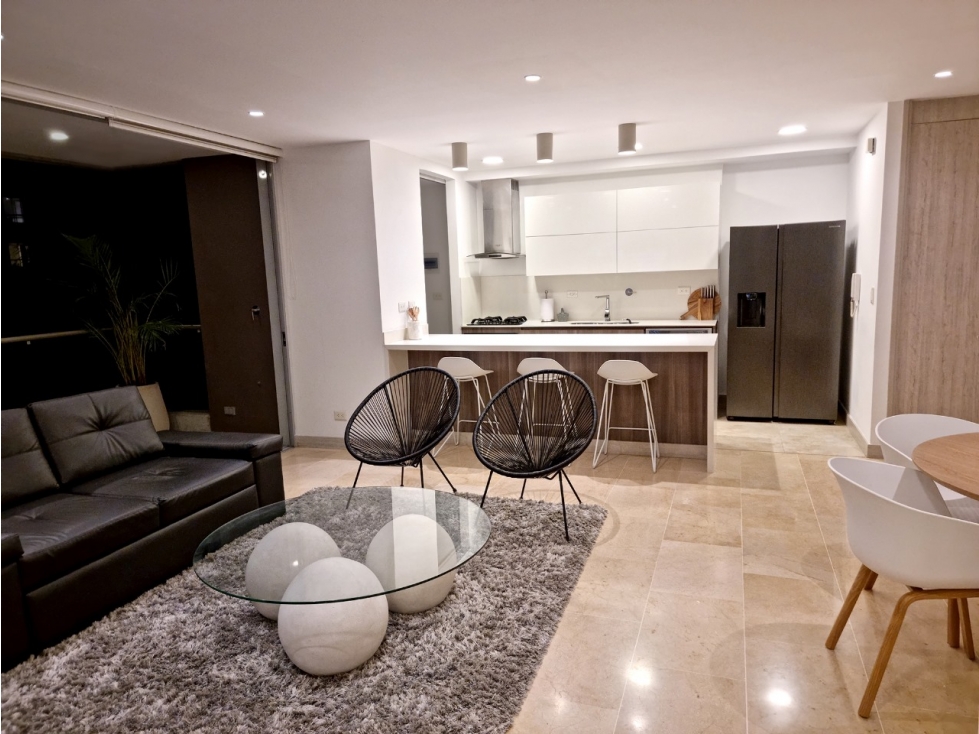 Apartamento en arriendo en La Linde, Medellín · foto 2 de 19