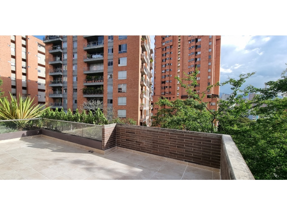 Apartamento en arriendo en La Linde, Medellín · foto 16 de 19