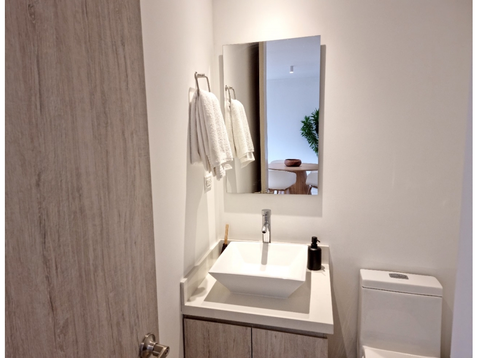 Apartamento en arriendo en La Linde, Medellín · foto 17 de 19