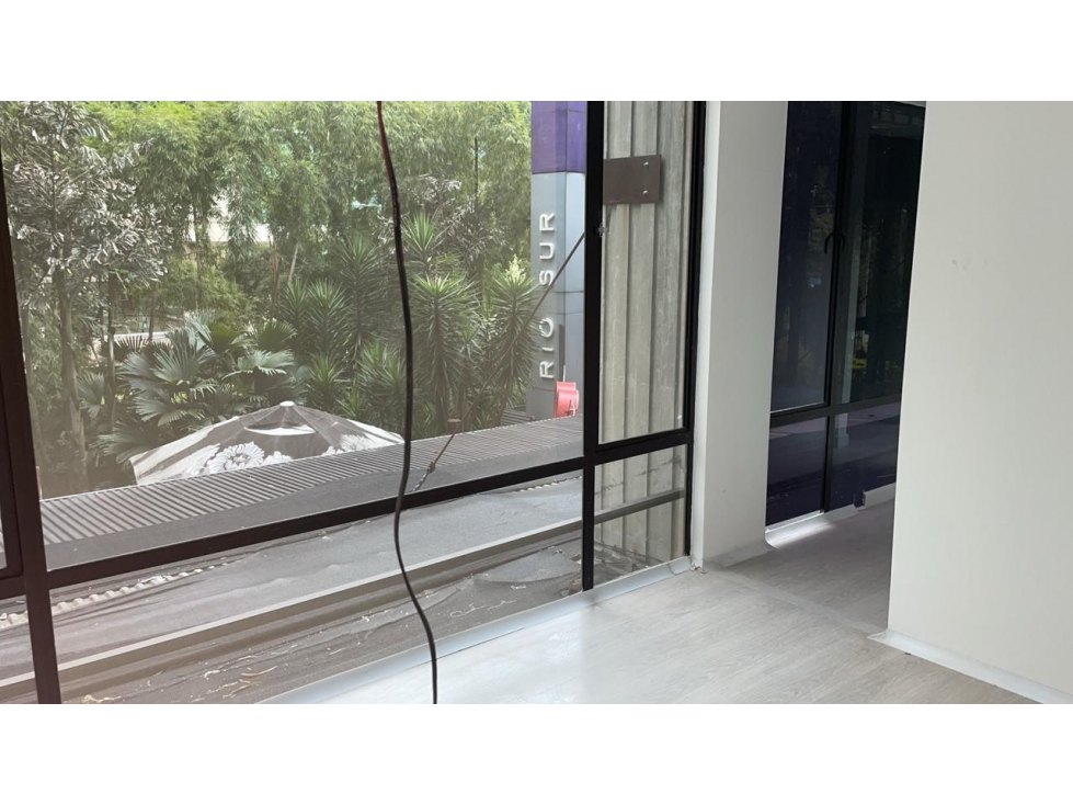 Local en Arriendo en Milla de Oro, Medellín